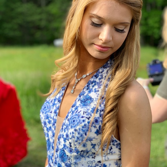 Sherri Hill Prom Dress - Picture 5 of 8